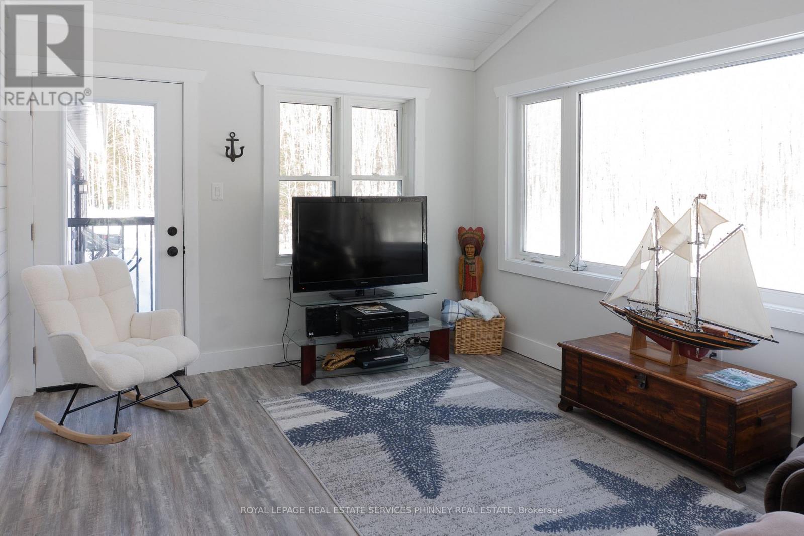 1068 Xavier Street, Gravenhurst, Ontario  P0E 1G0 - Photo 19 - X12939322