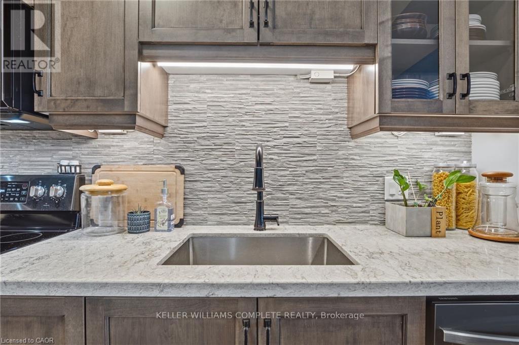 31 - 30 Times Square Boulevard, Hamilton, Ontario  L8J 0L8 - Photo 7 - X12939354