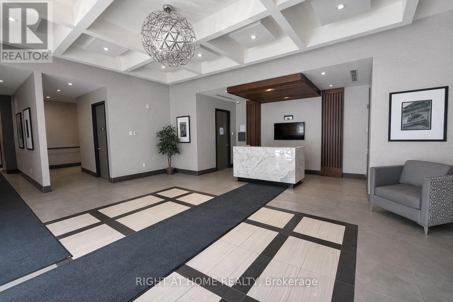 708 - 150 Main Street W, Hamilton, Ontario  L8P 1H8 - Photo 10 - X12939360