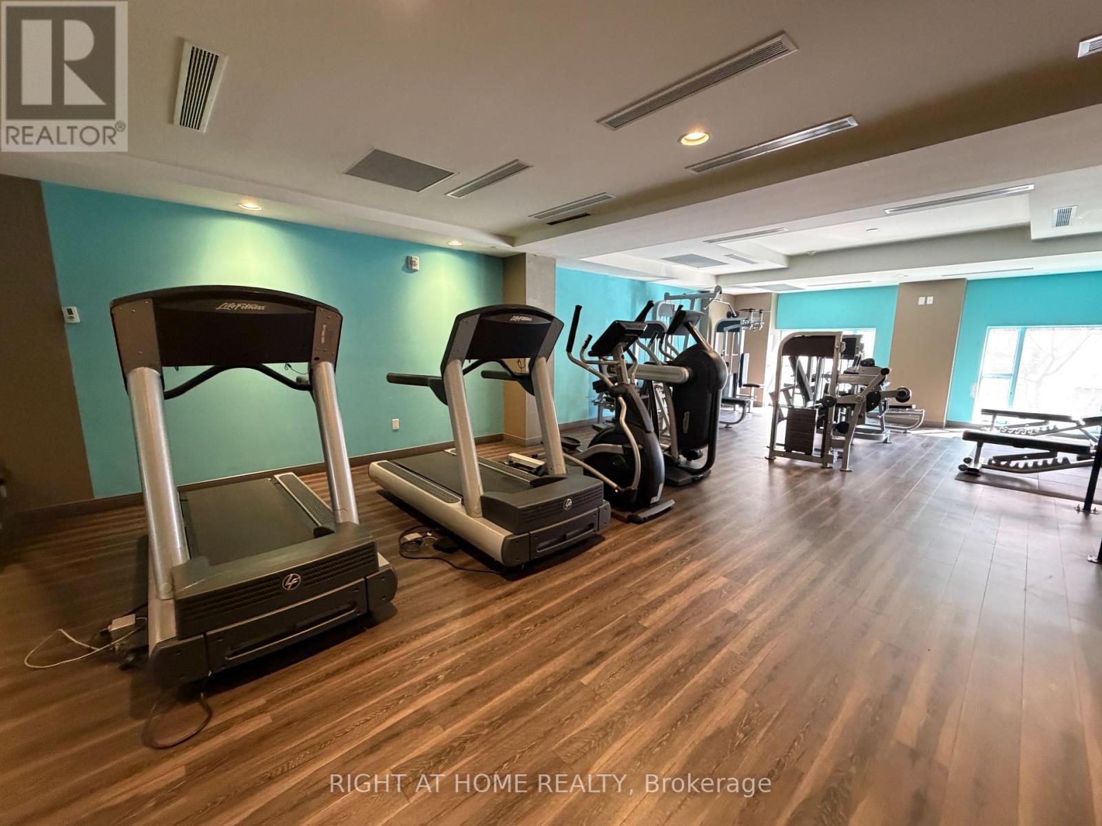 708 - 150 Main Street W, Hamilton, Ontario  L8P 1H8 - Photo 13 - X12939360