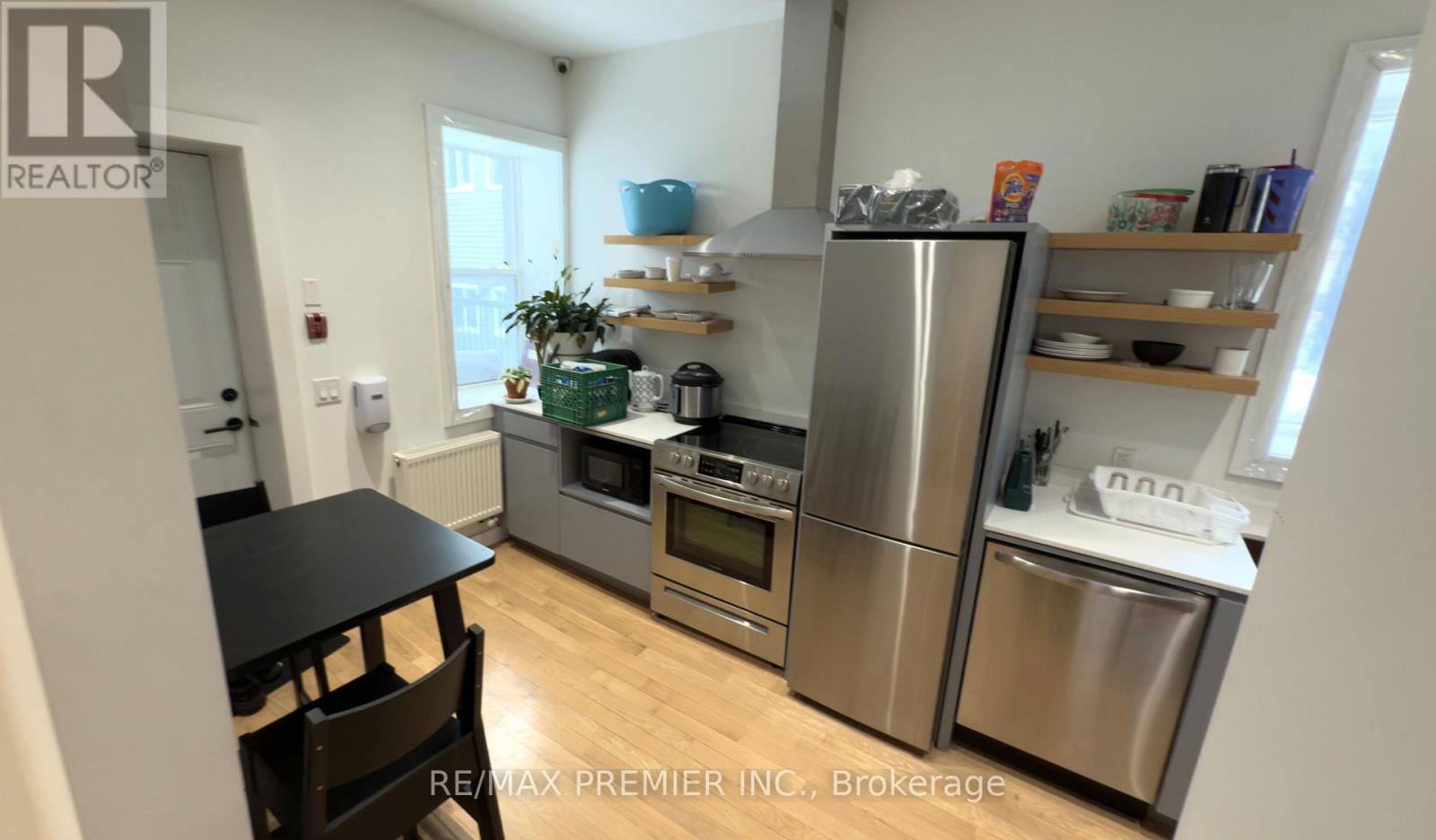 563 Bloor Street W, Toronto, Ontario  M5S 1Y6 - Photo 11 - C12467579