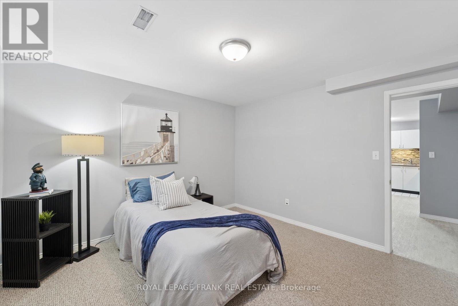 10 Olympia Court, Kawartha Lakes, Ontario  K9V 6C8 - Photo 37 - X12939130