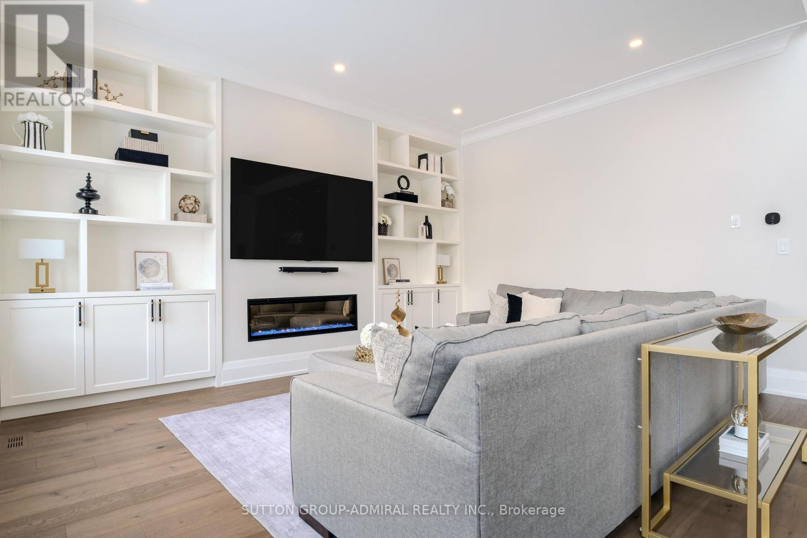 41 Elizabeth Drive, King (Nobleton), Ontario  L0G 1N0 - Photo 18 - N12834064