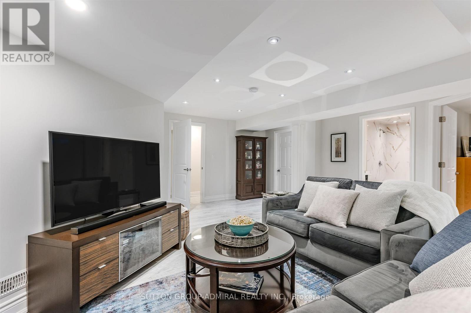 15 Stormont Trail, Vaughan (Vellore Village), Ontario  L4H 3W5 - Photo 34 - N12868140