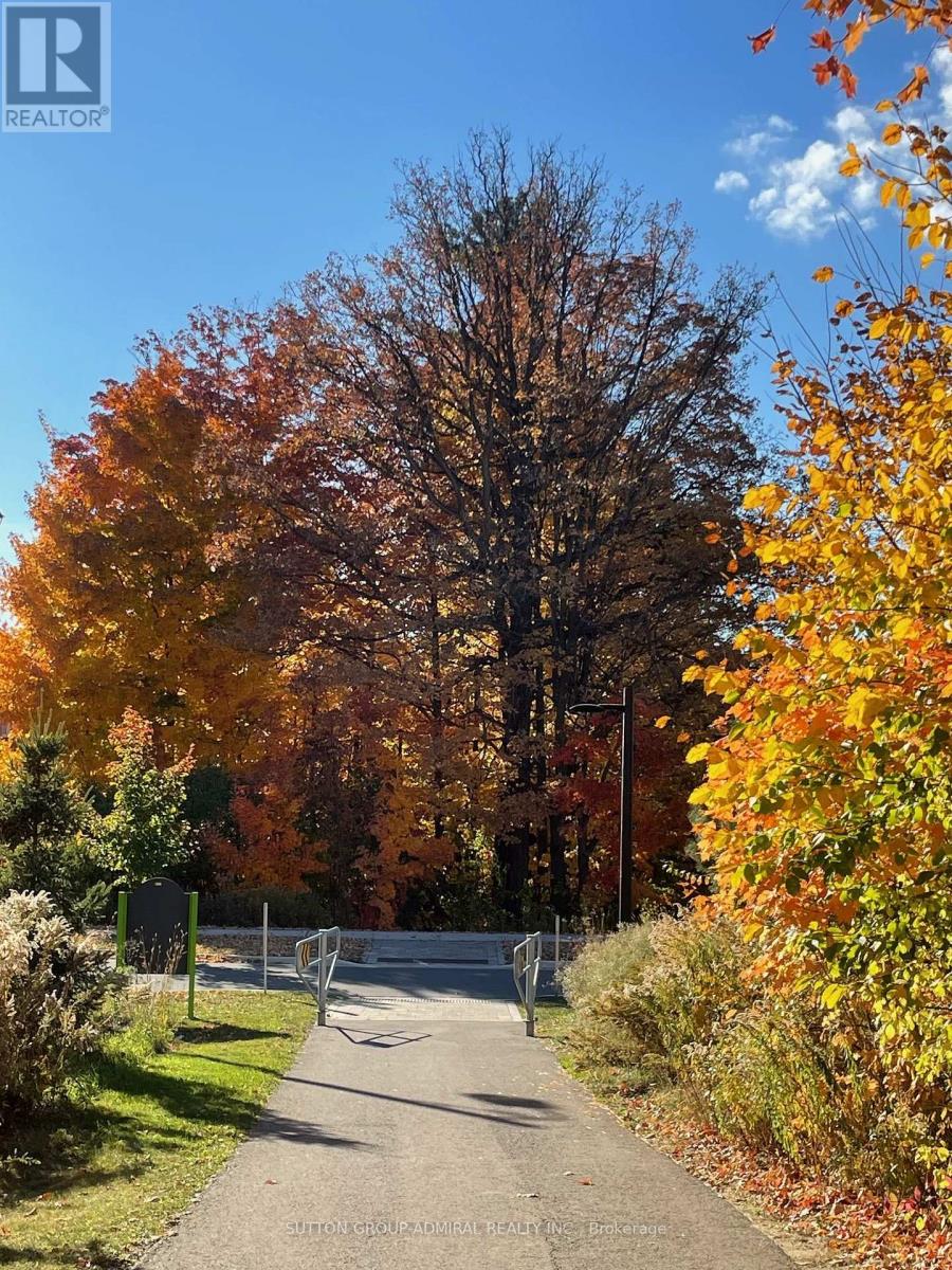 15 Stormont Trail, Vaughan (Vellore Village), Ontario  L4H 3W5 - Photo 47 - N12868140