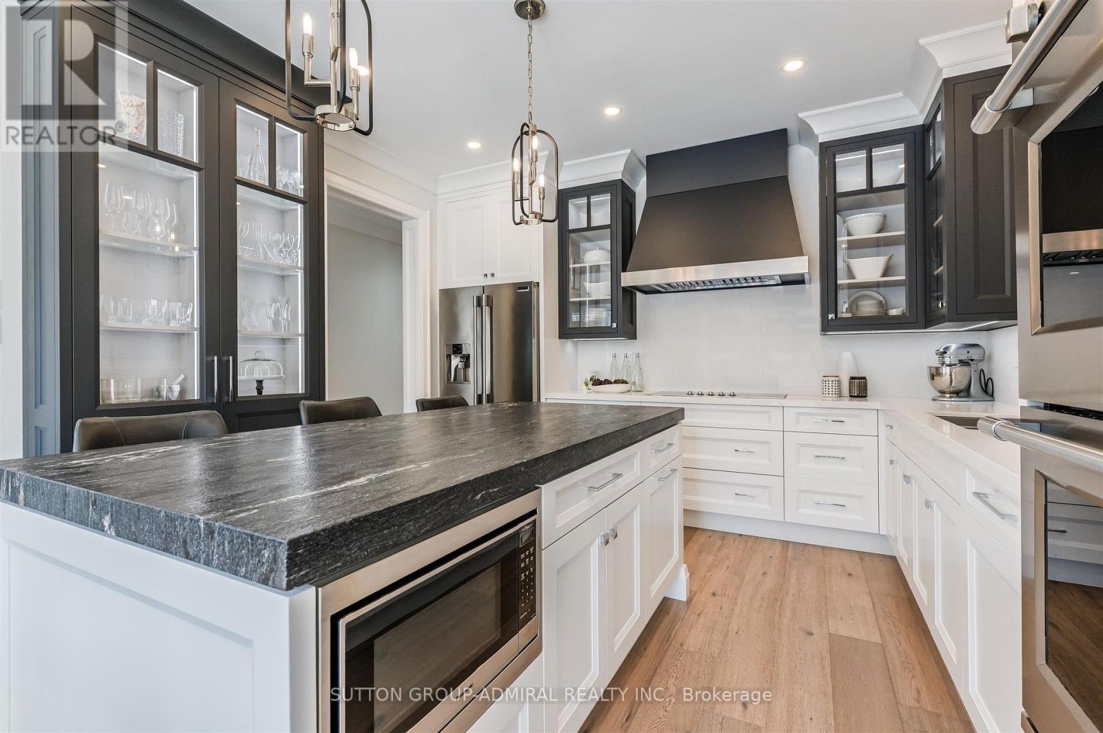 15 Stormont Trail, Vaughan (Vellore Village), Ontario  L4H 3W5 - Photo 12 - N12868140