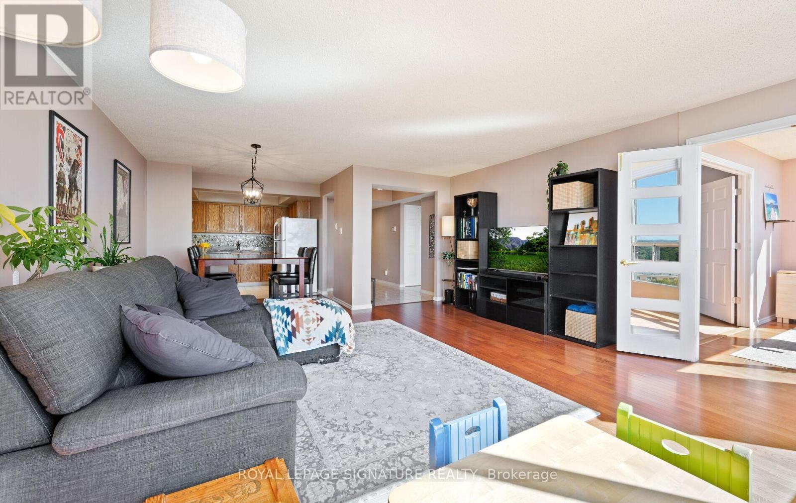 1207 - 310 Mill Street S, Brampton, Ontario  L6Y 3B1 - Photo 9 - W12612420