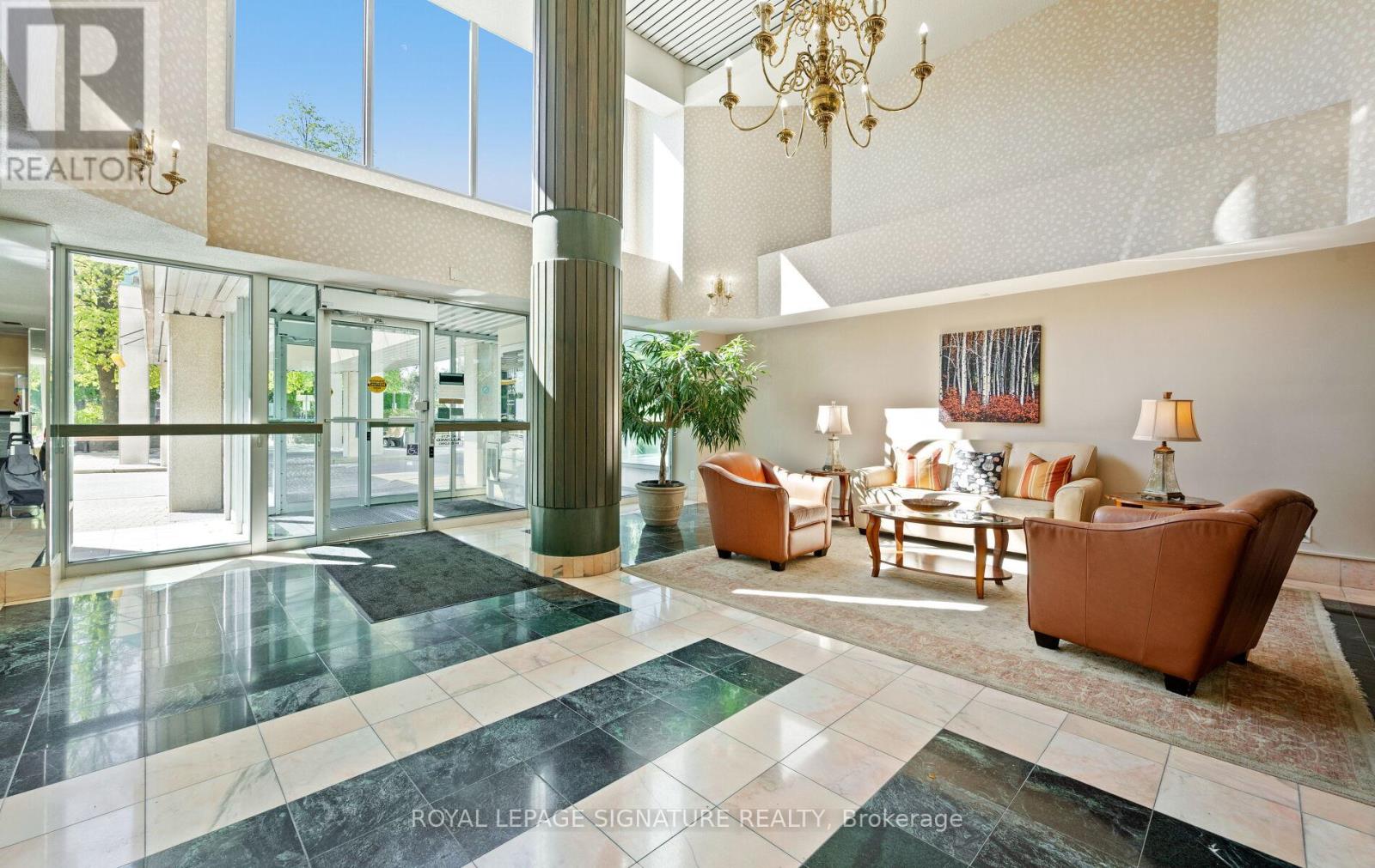 1207 - 310 Mill Street S, Brampton, Ontario  L6Y 3B1 - Photo 3 - W12612420