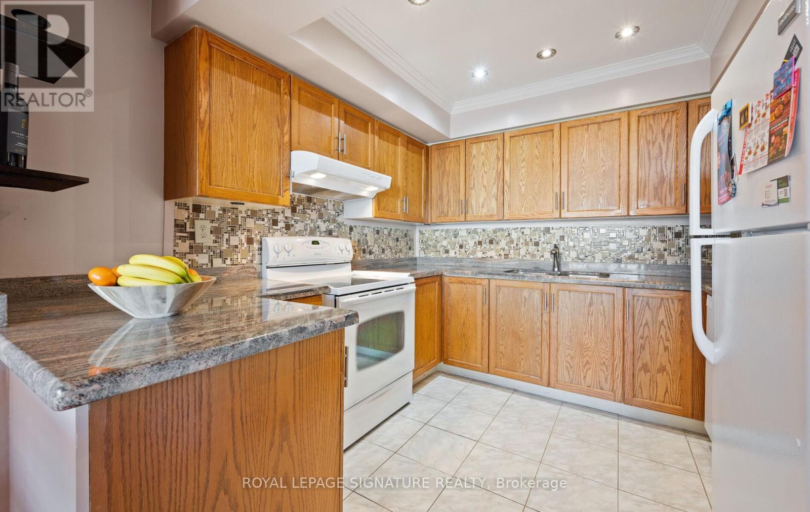 1207 - 310 Mill Street S, Brampton, Ontario  L6Y 3B1 - Photo 14 - W12612420