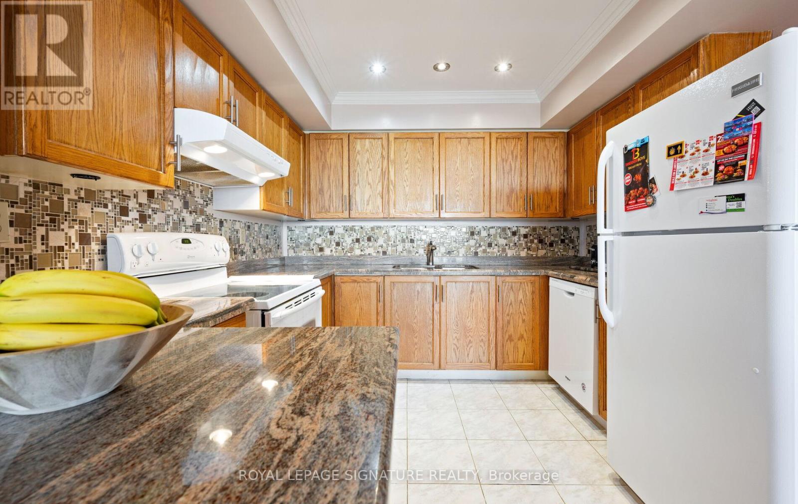 1207 - 310 Mill Street S, Brampton, Ontario  L6Y 3B1 - Photo 15 - W12612420