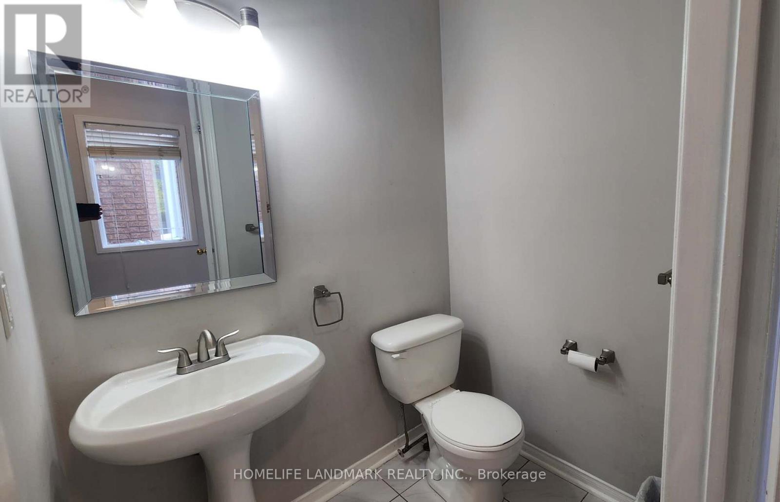 48 Painted Rock Avenue, Richmond Hill (Westbrook), Ontario  L4S 1R6 - Photo 10 - N12674866