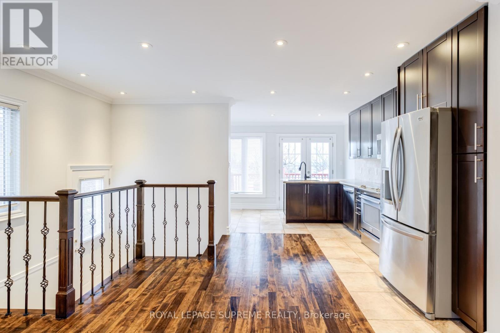 18 Fairweather Road, Toronto, Ontario  M6M 4C7 - Photo 8 - W12913570