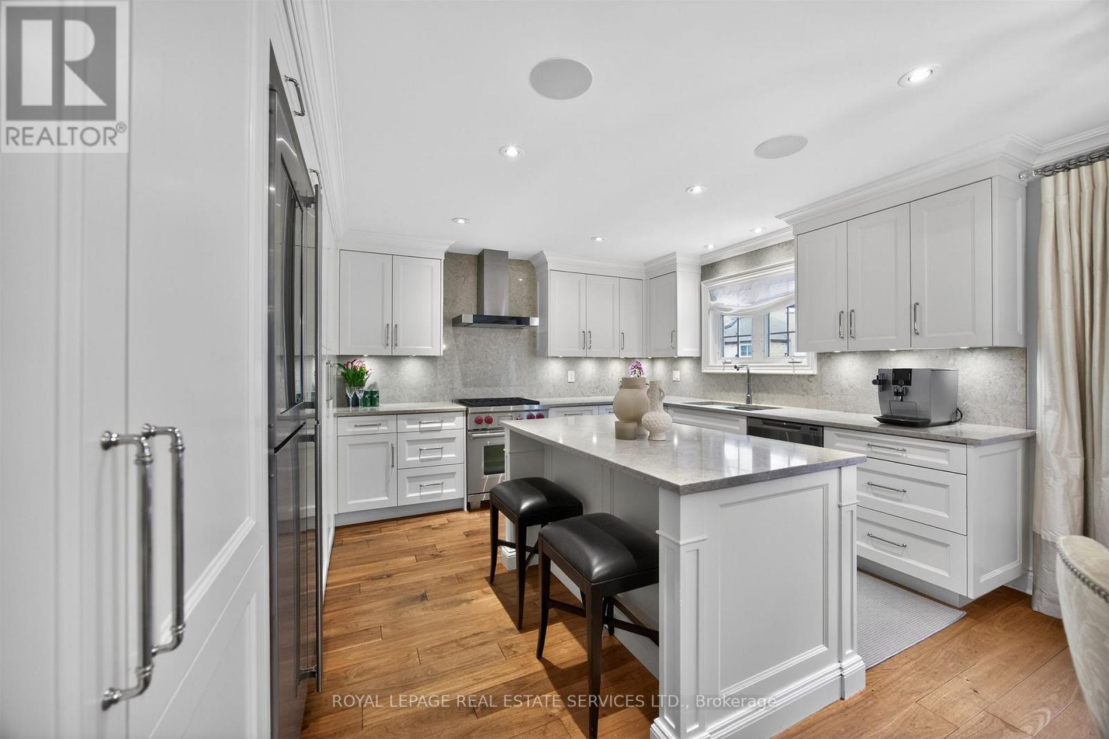 1882 Flintlock Court, Mississauga (Erin Mills), Ontario  L5L 3E1 - Photo 12 - W12938956