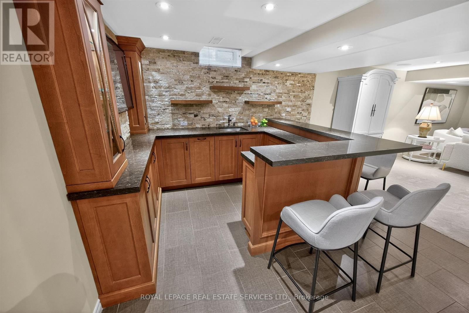 1882 Flintlock Court, Mississauga (Erin Mills), Ontario  L5L 3E1 - Photo 40 - W12938956