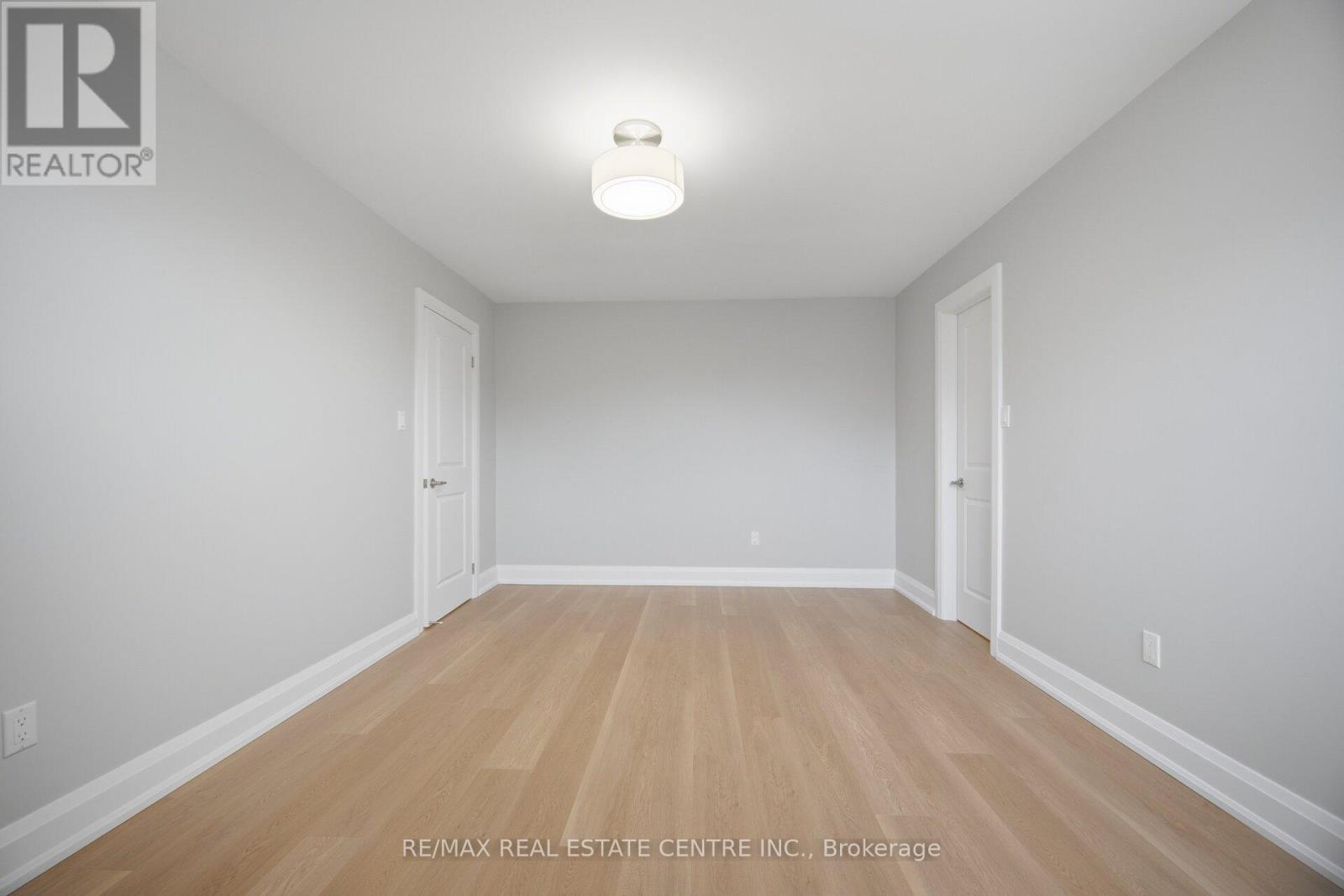 4028 Sasha Court, Mississauga (Rathwood), Ontario  L4W 3K9 - Photo 30 - W12938354