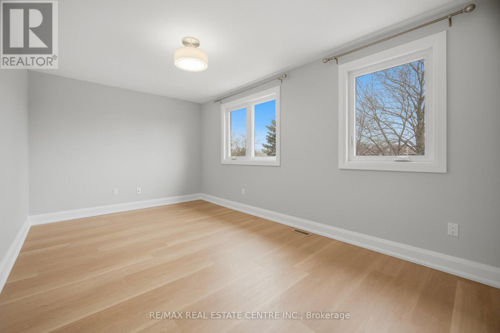 4028 Sasha Court, Mississauga (Rathwood), Ontario  L4W 3K9 - Photo 34 - W12938354