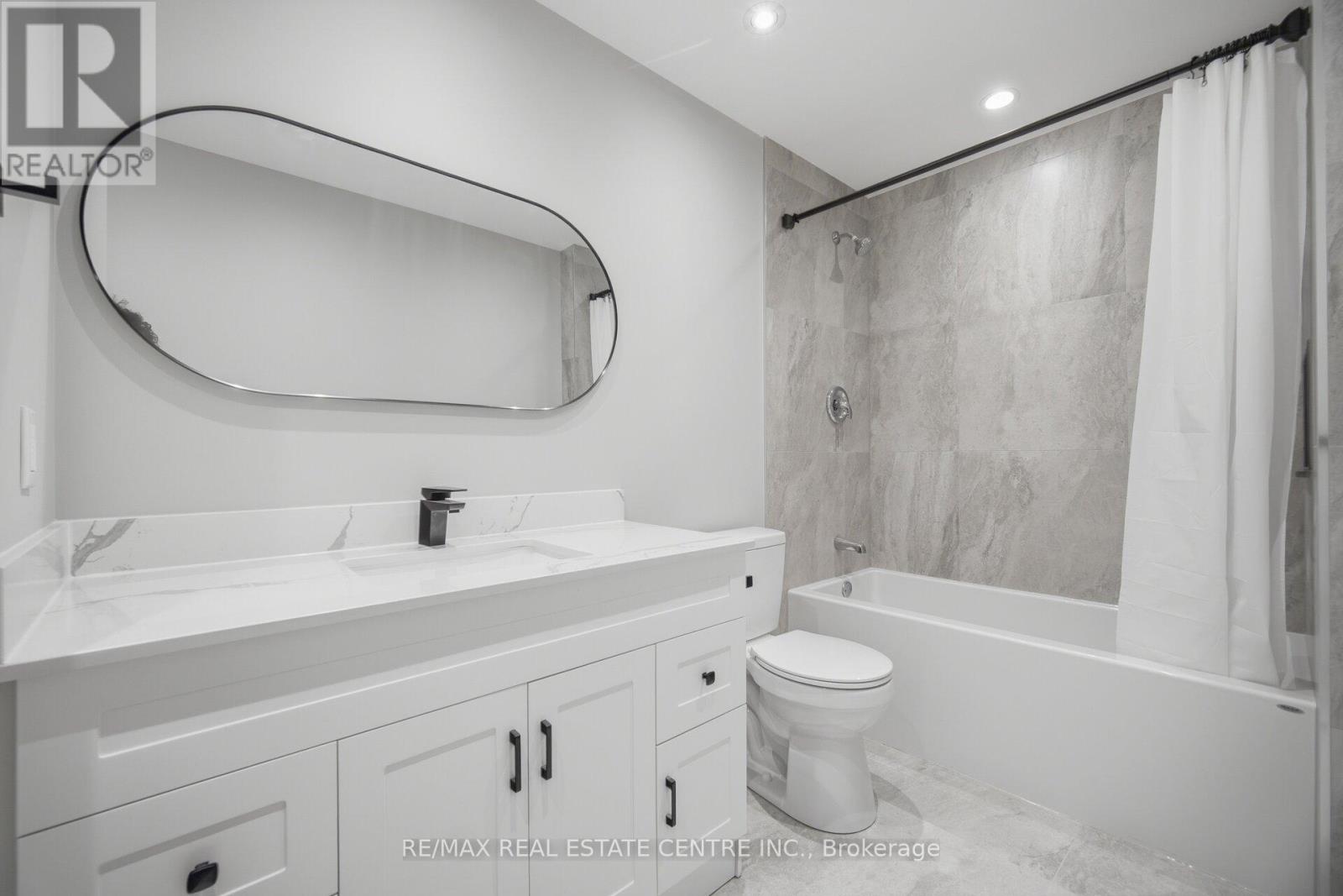 4028 Sasha Court, Mississauga (Rathwood), Ontario  L4W 3K9 - Photo 40 - W12938354