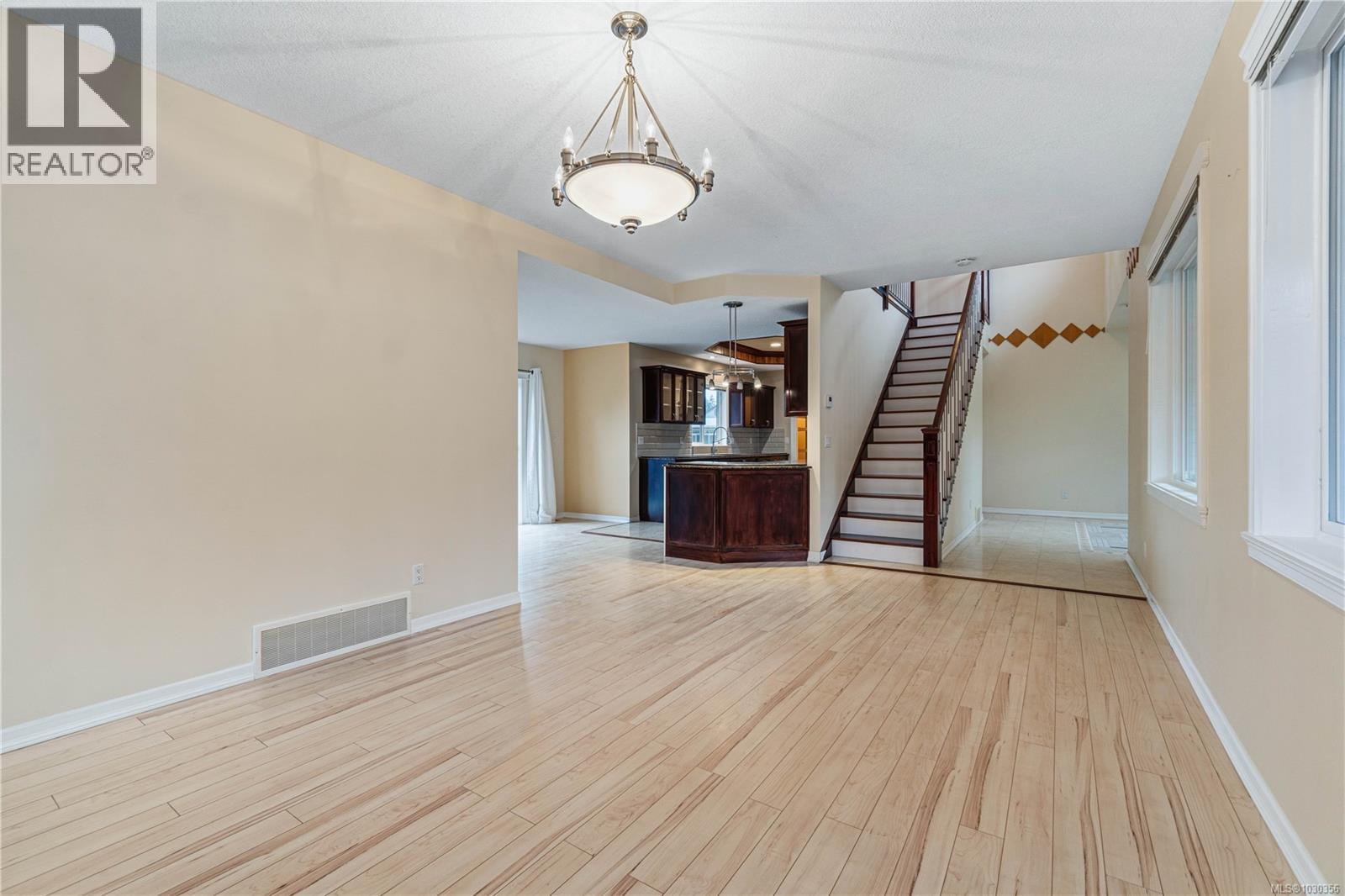 6183 Dennie Lane, Nanaimo, British Columbia  V9T 0A5 - Photo 7 - 1030356