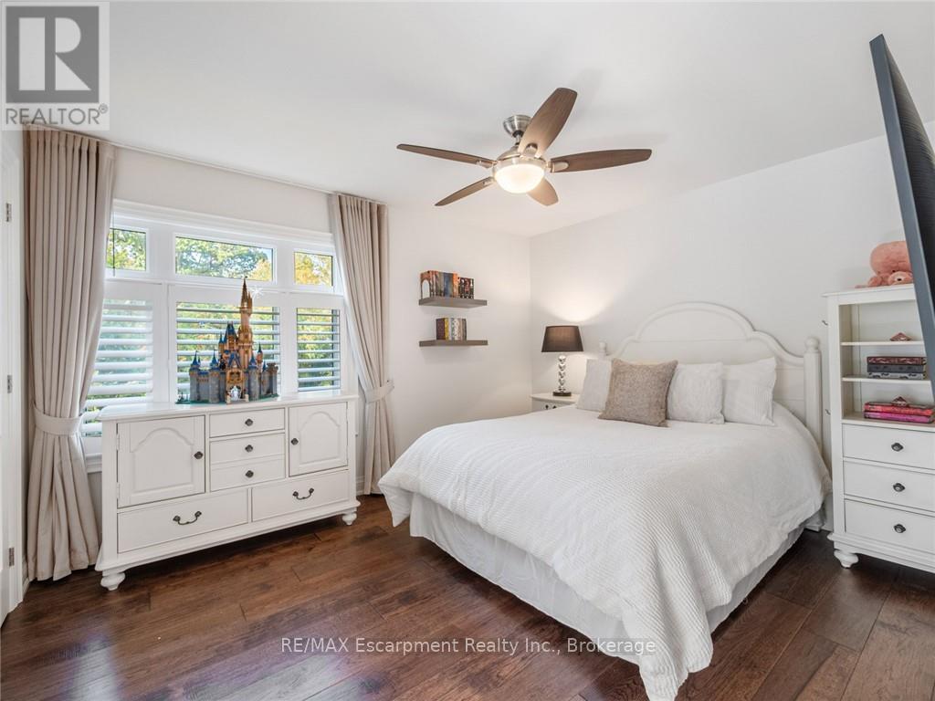 3087 Lakeshore Road, Burlington, Ontario  L7N 1A3 - Photo 23 - W12768868