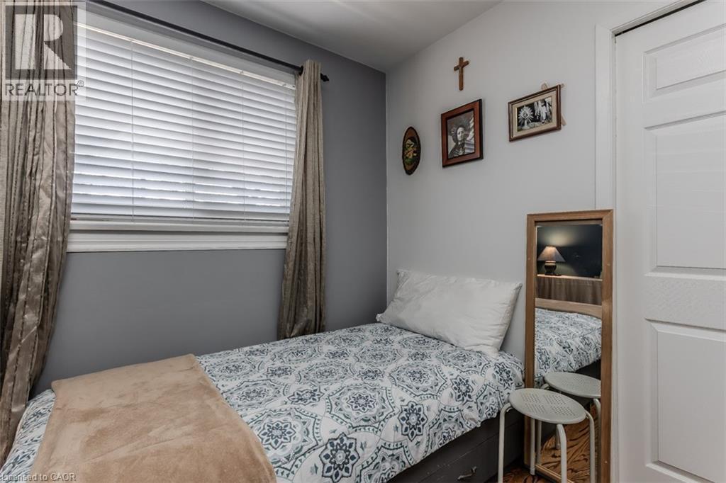 2074 Mountain Grove Avenue, Burlington, Ontario  L7P 2H9 - Photo 18 - 40816026