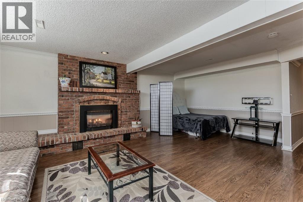 2074 Mountain Grove Avenue, Burlington, Ontario  L7P 2H9 - Photo 25 - 40816026