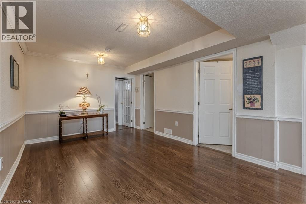 2074 Mountain Grove Avenue, Burlington, Ontario  L7P 2H9 - Photo 23 - 40816026