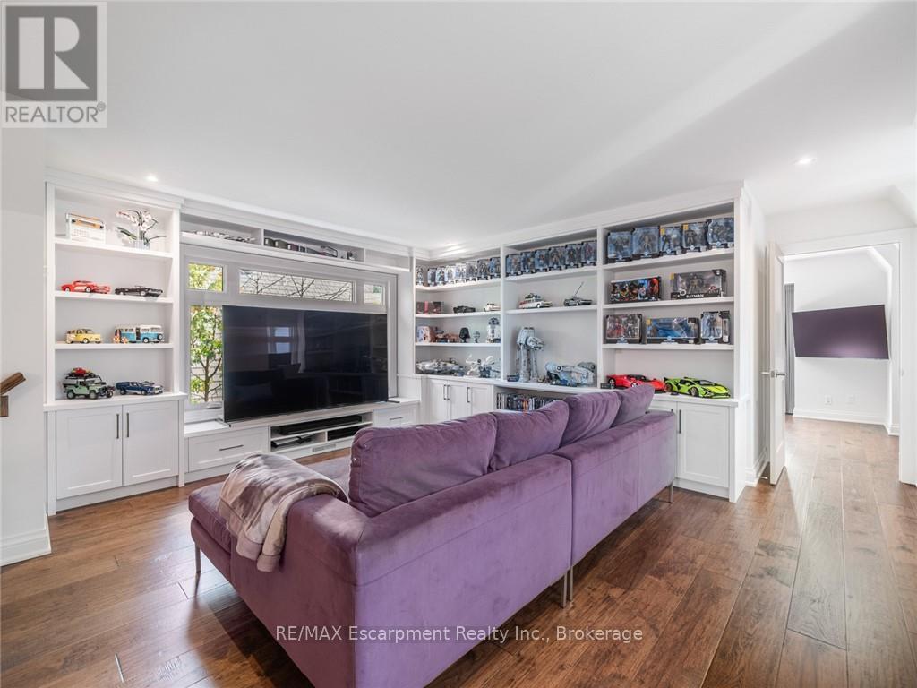 3087 Lakeshore Road, Burlington, Ontario  L7N 1A3 - Photo 28 - W12768868