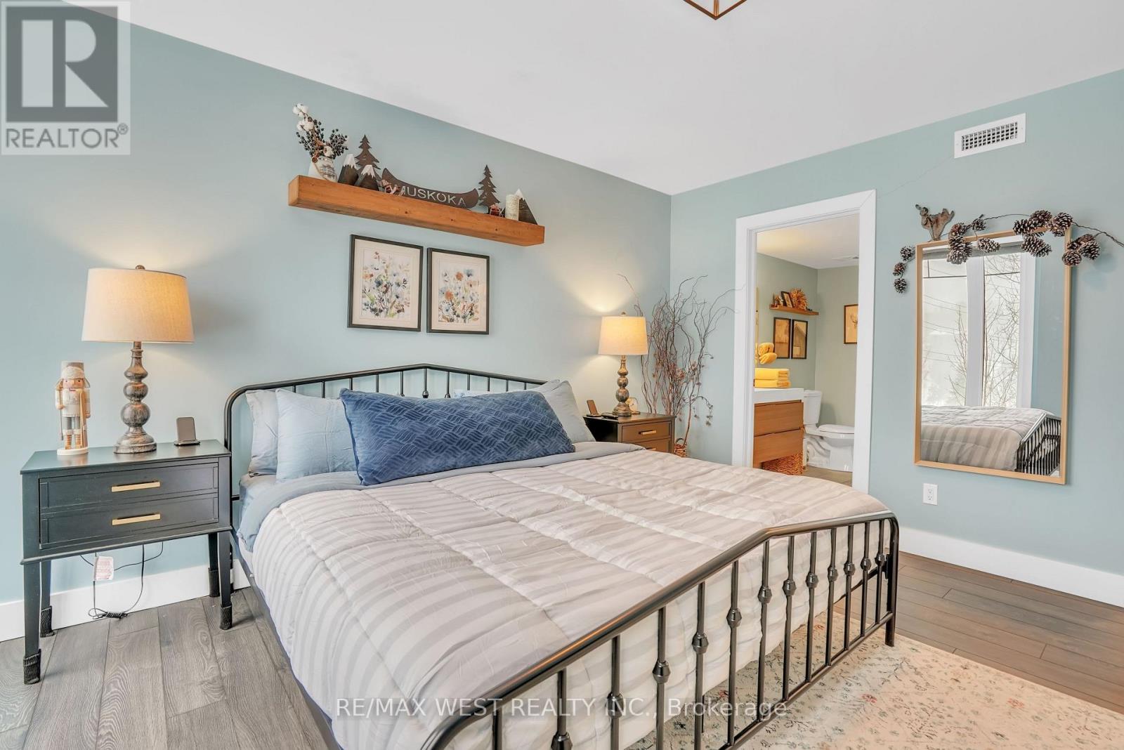 201 - 1 Tree Tops Lane, Huntsville (Chaffey), Ontario  P1H 1A9 - Photo 7 - X12805020