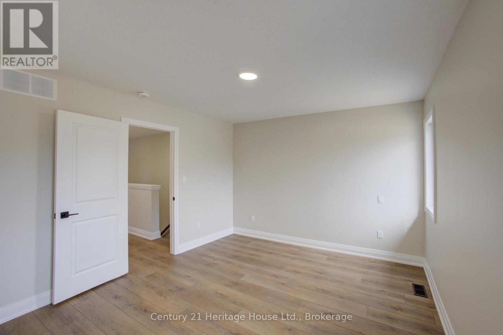 4 - 229 Bruce Street S, West Grey, Ontario  N0G 1R0 - Photo 20 - X12468225