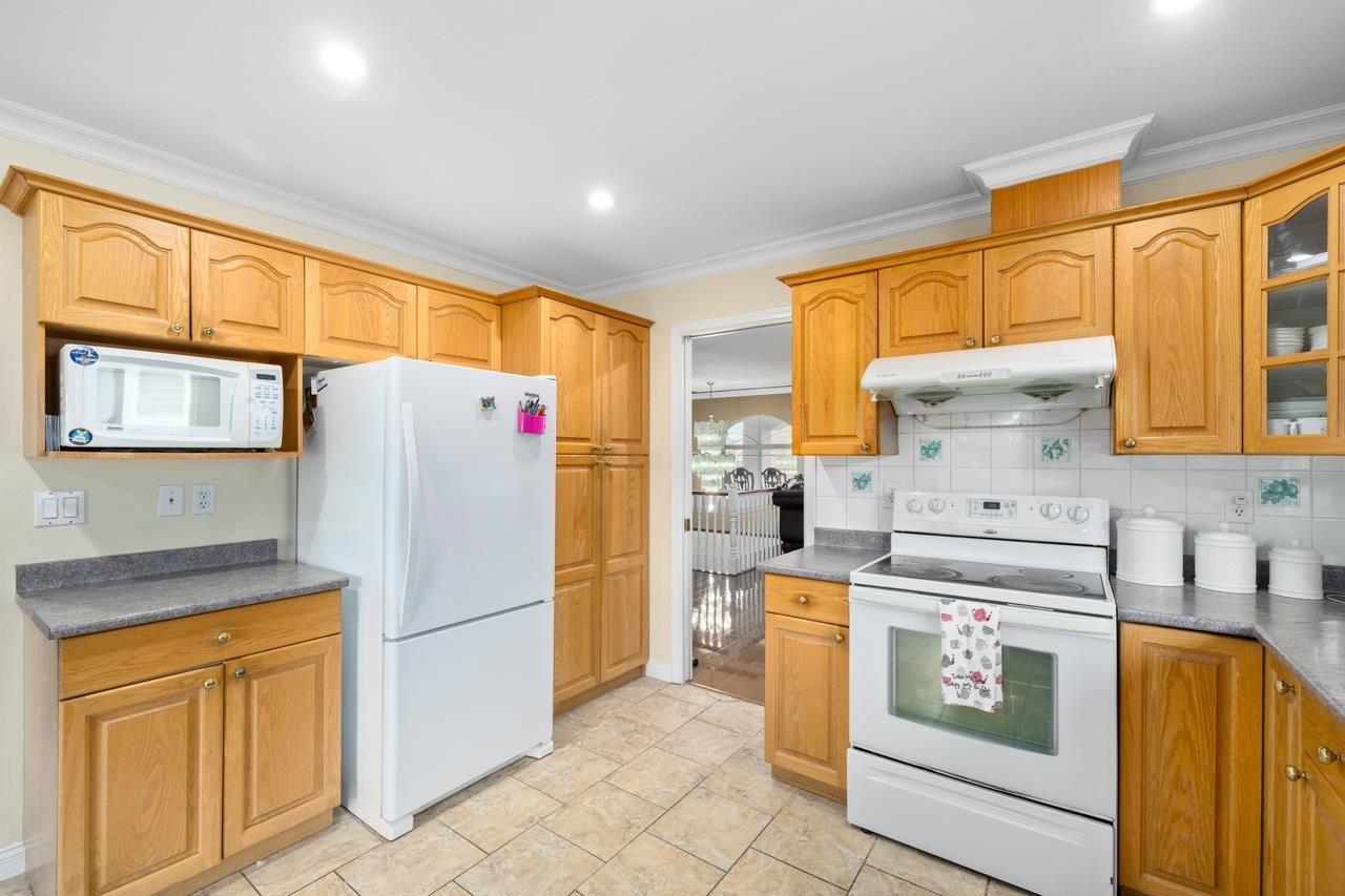 3545 Viewmount Place, Abbotsford, British Columbia V2T 6S1 - Photo 10 - R3105067