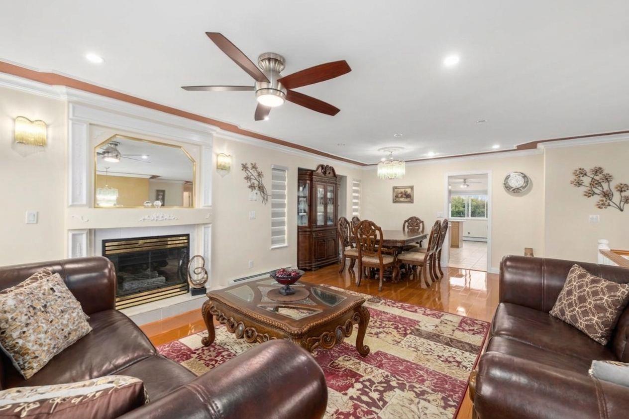 3545 Viewmount Place, Abbotsford, British Columbia V2T 6S1 - Photo 3 - R3105067