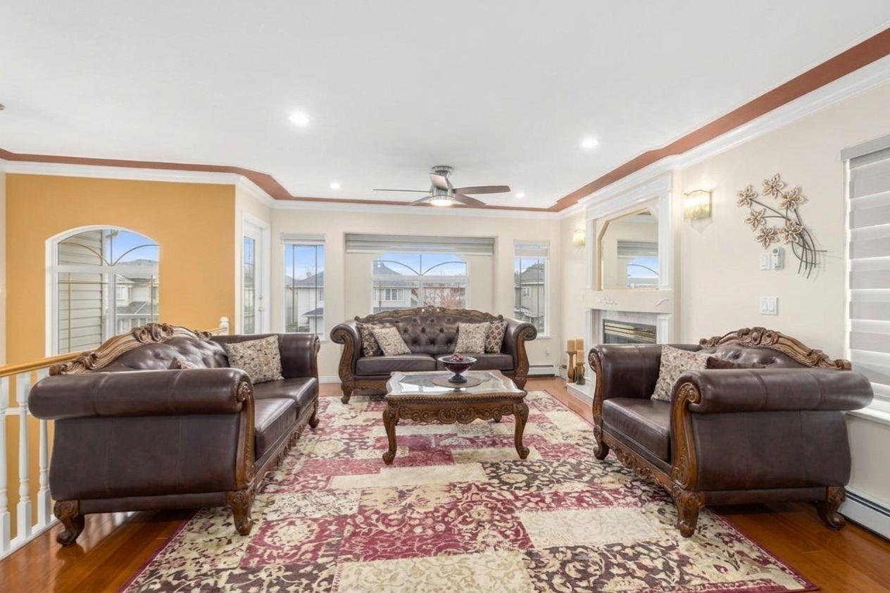 3545 Viewmount Place, Abbotsford, British Columbia V2T 6S1 - Photo 4 - R3105067