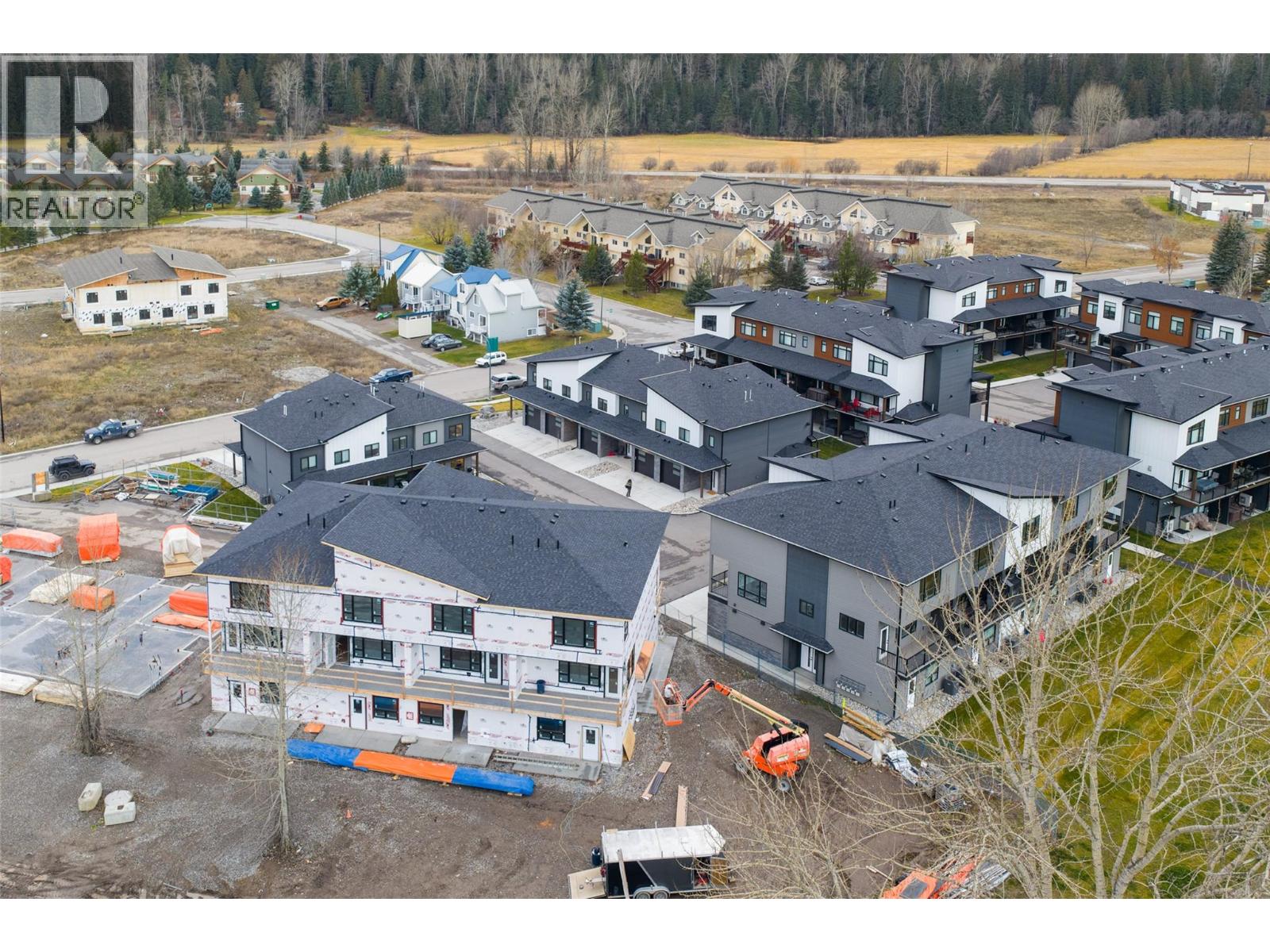 800 Riverside Way Unit# 402, Fernie, British Columbia  V0B 1M7 - Photo 44 - 10345562