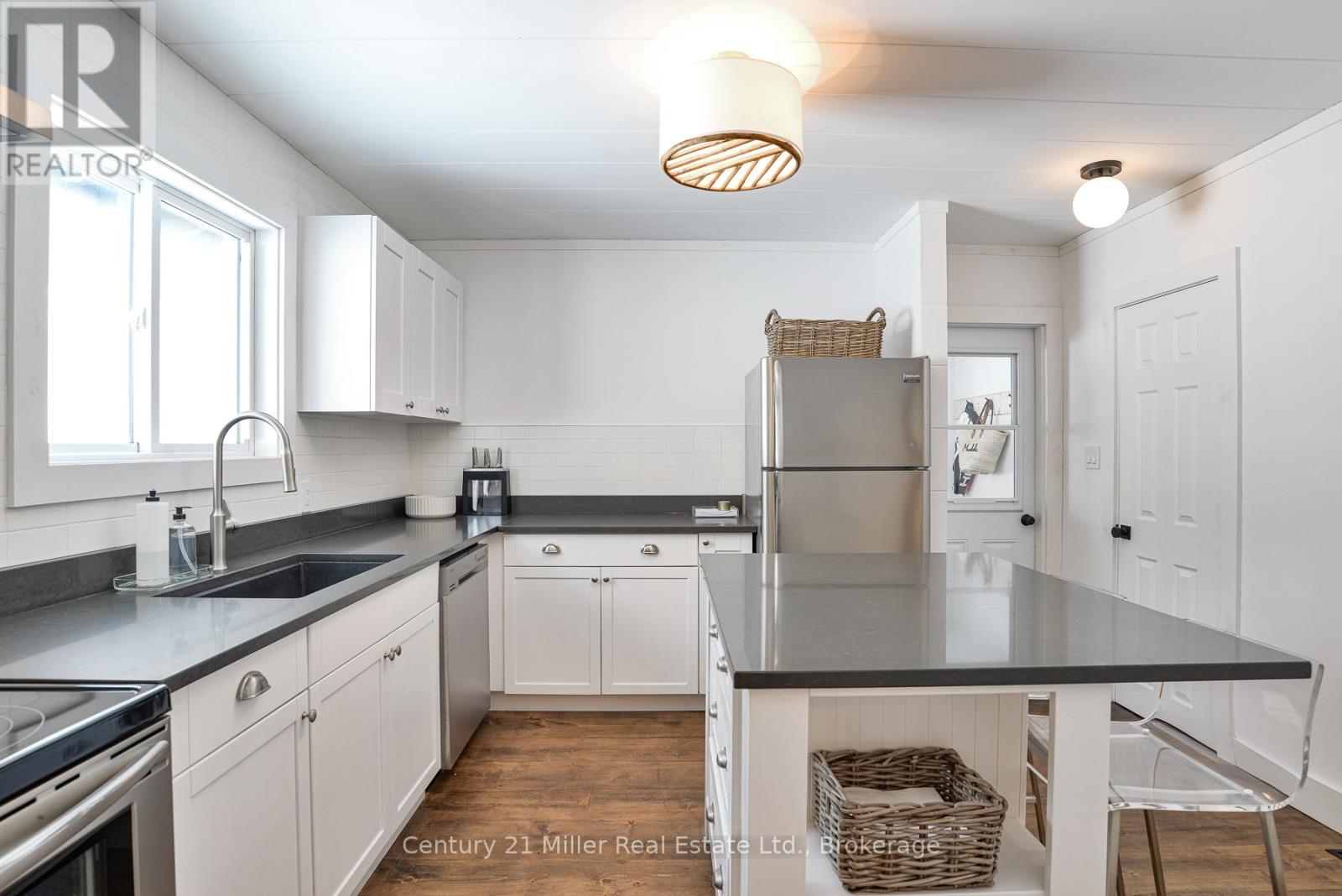 1279 Carlingford Road, Muskoka Lakes, Ontario  P0B 1J0 - Photo 9 - X12939712