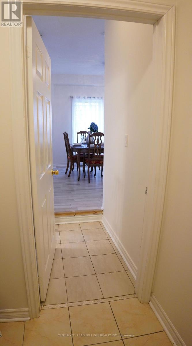 27 Mantz Crescent, Whitby (Taunton North), Ontario  L1R 0L3 - Photo 11 - E12936226