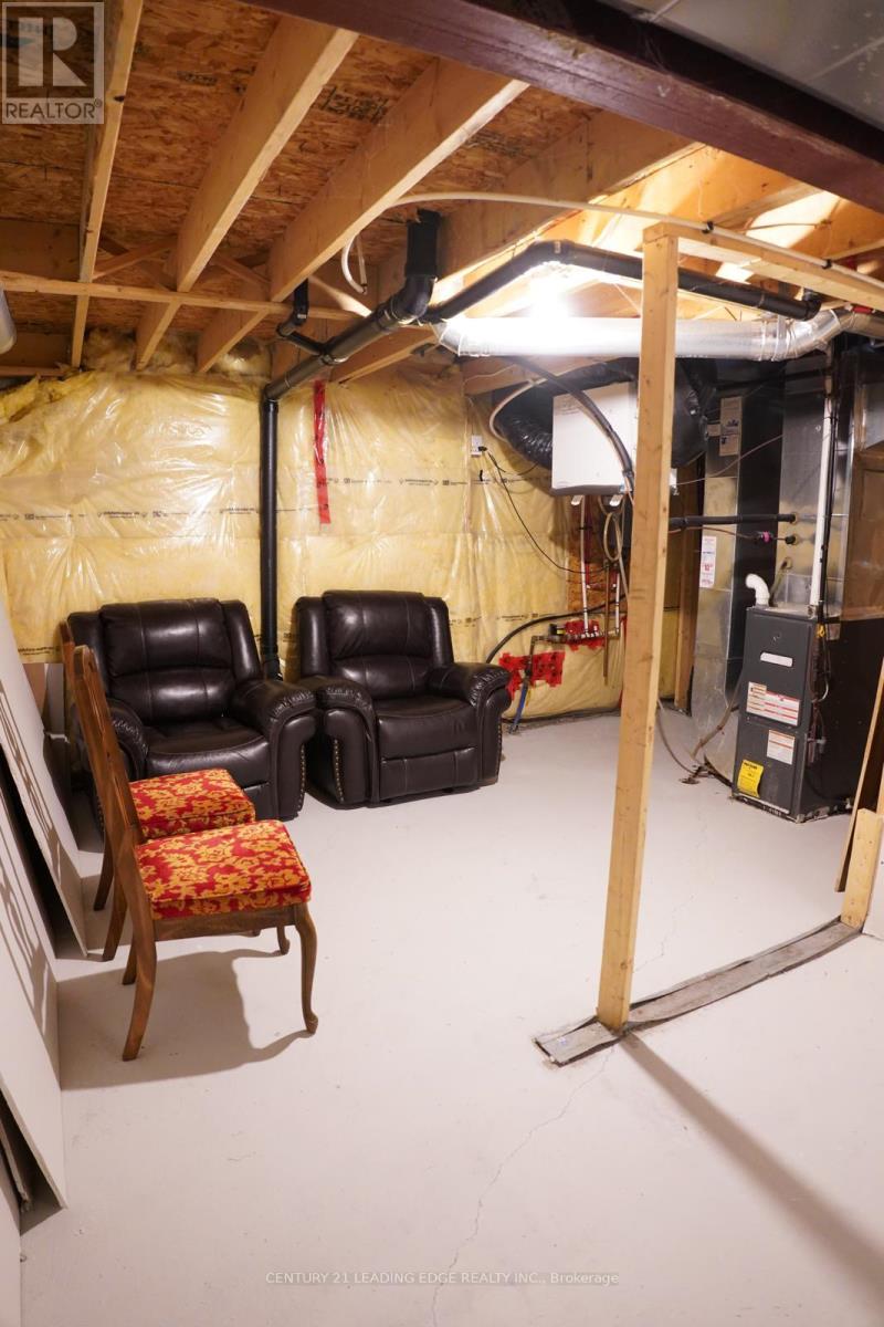 27 Mantz Crescent, Whitby (Taunton North), Ontario  L1R 0L3 - Photo 39 - E12936226