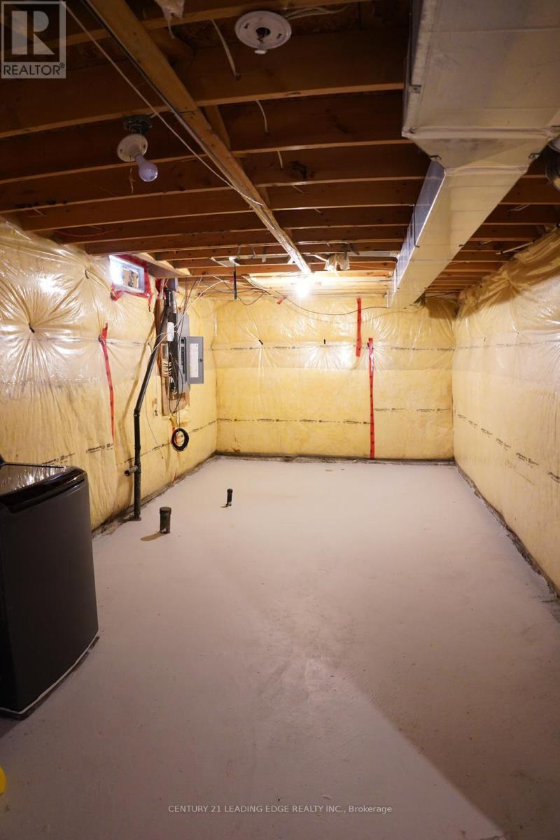 27 Mantz Crescent, Whitby (Taunton North), Ontario  L1R 0L3 - Photo 41 - E12936226