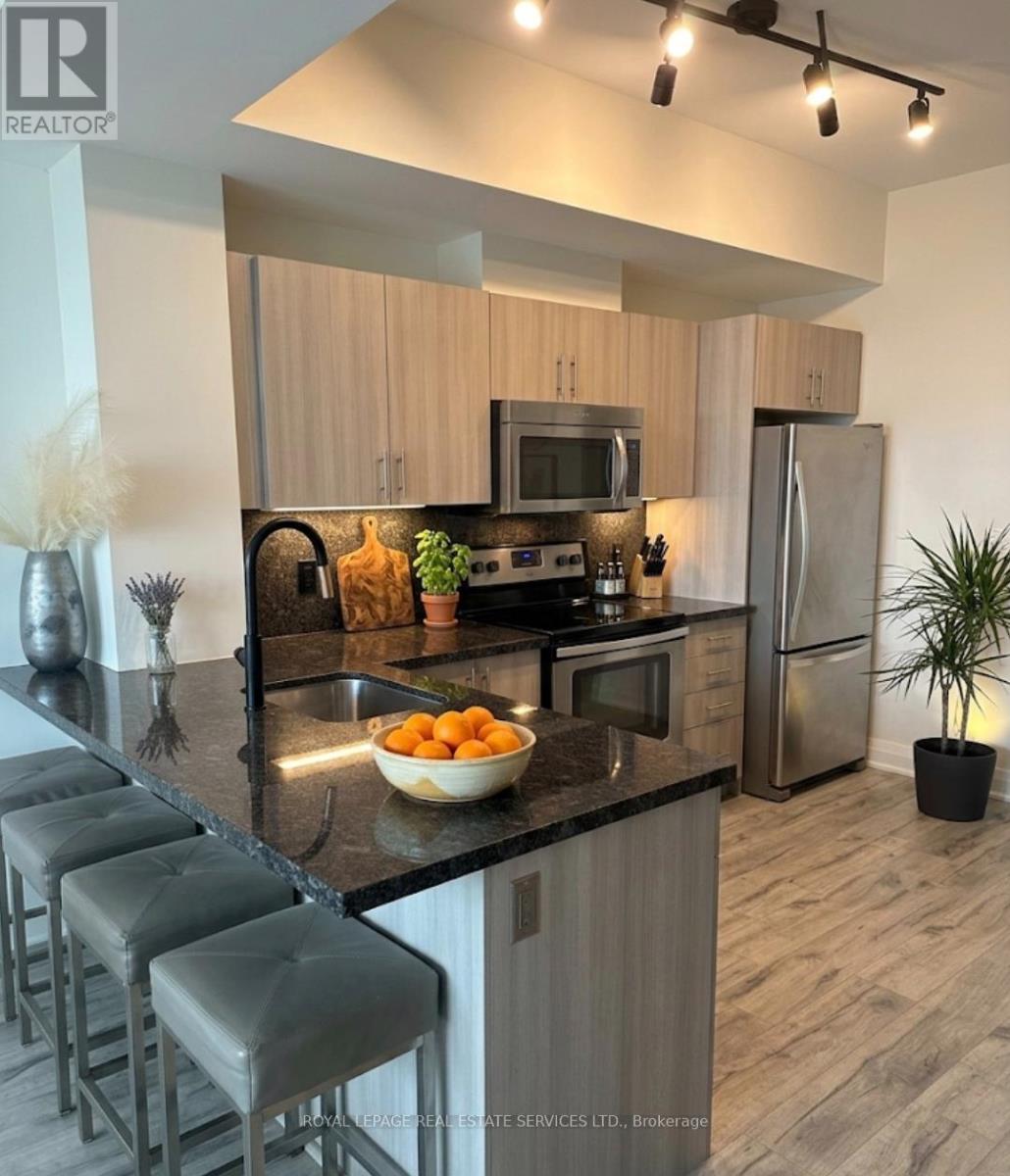 408 - 16 Mcadam Avenue, Toronto (Yorkdale-Glen Park), Ontario  M6A 0B9 - Photo 2 - W12730848