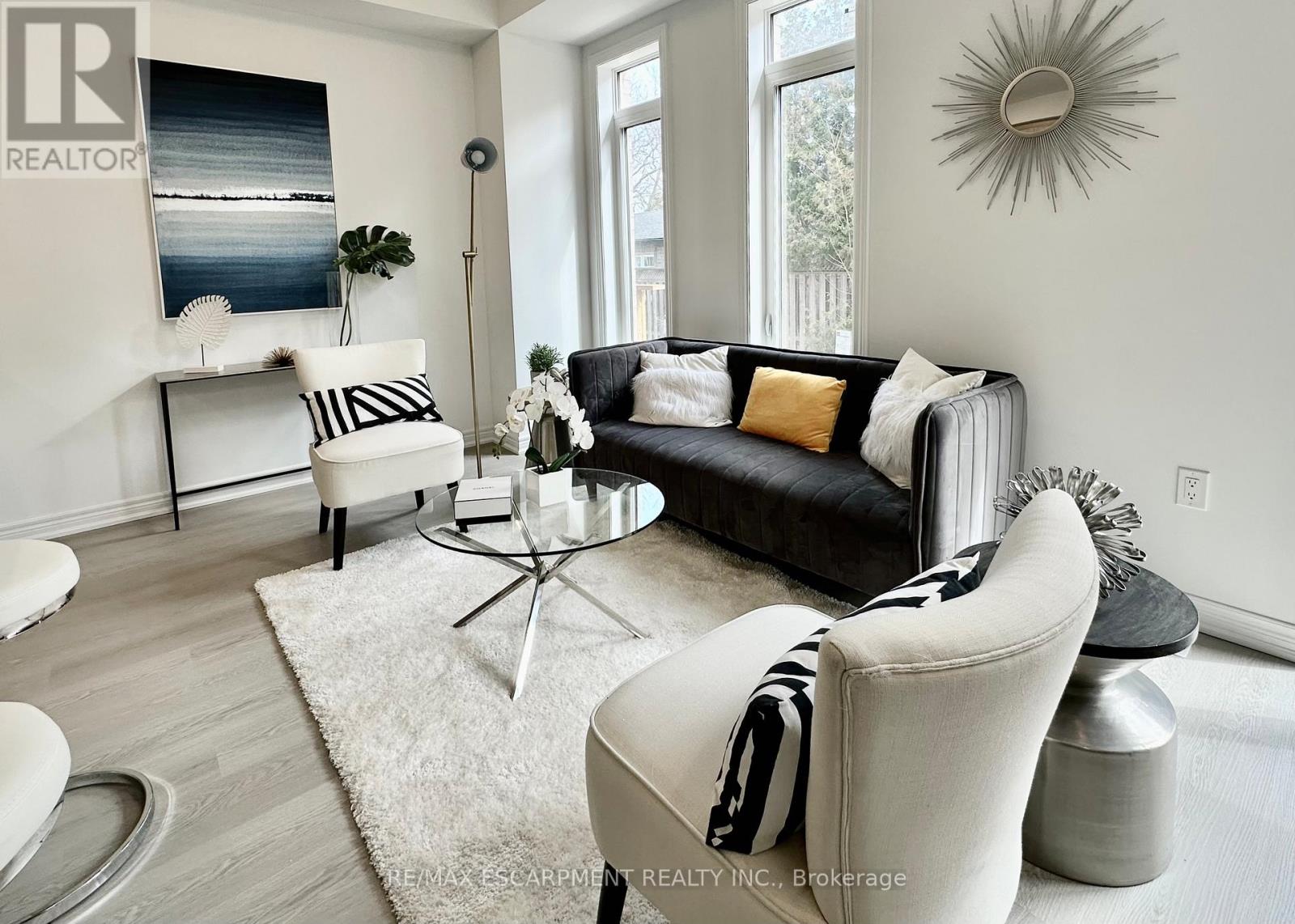 15 Davinci Boulevard, Hamilton, Ontario  L9B 1B7 - Photo 13 - X12937216