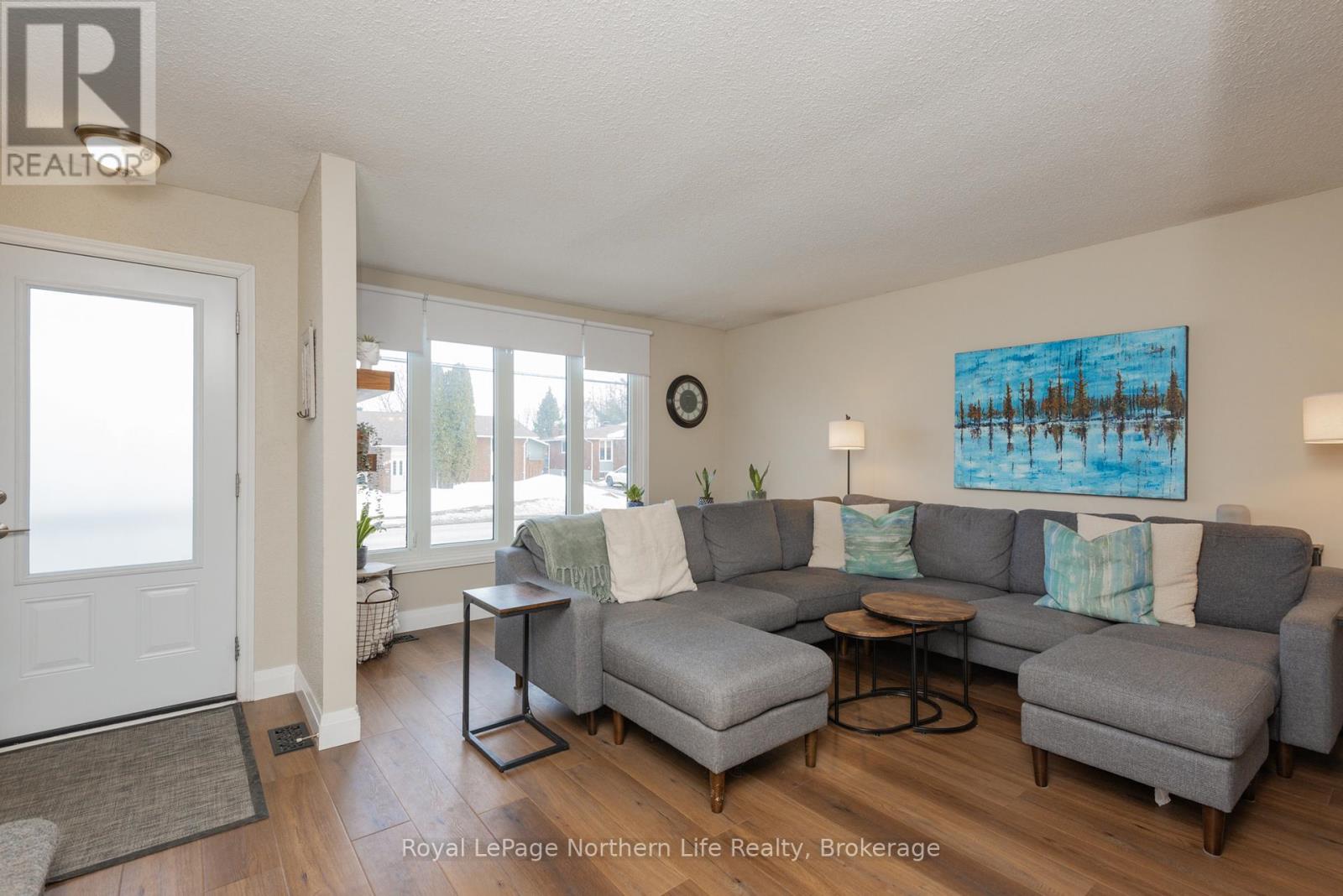 201 Marshall Park Drive, North Bay, Ontario  P1A 3L1 - Photo 12 - X12939786