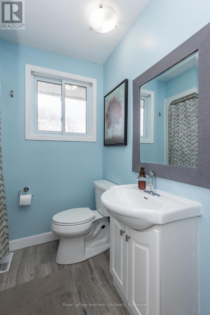 201 Marshall Park Drive, North Bay, Ontario  P1A 3L1 - Photo 34 - X12939786