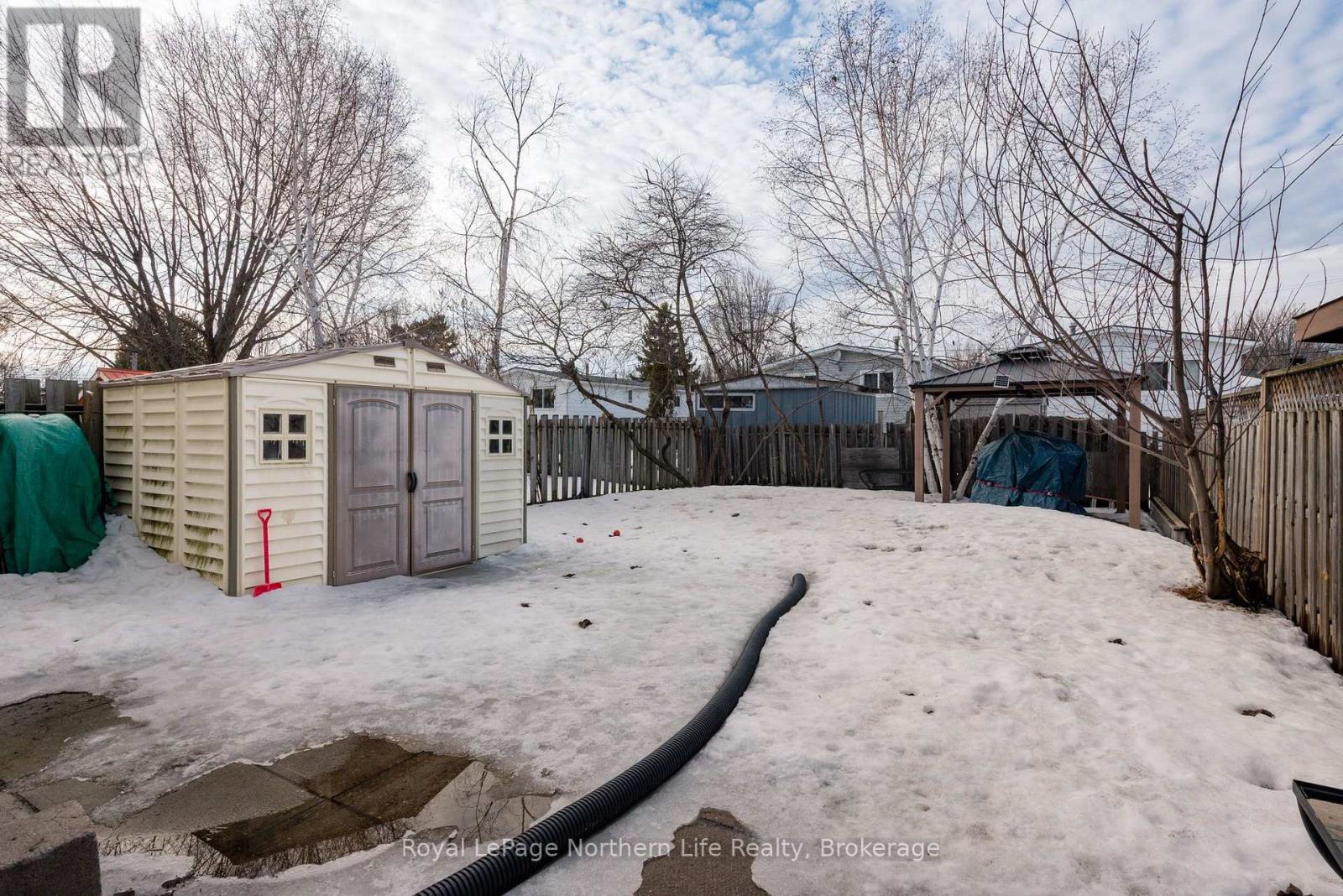 201 Marshall Park Drive, North Bay, Ontario  P1A 3L1 - Photo 6 - X12939786