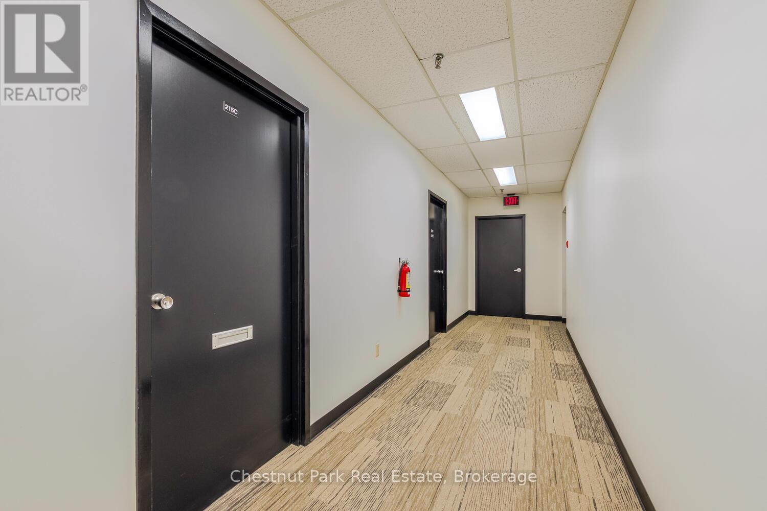 215c - 945 3rd Avenue E, Owen Sound, Ontario  N4K 2K8 - Photo 2 - X12939642