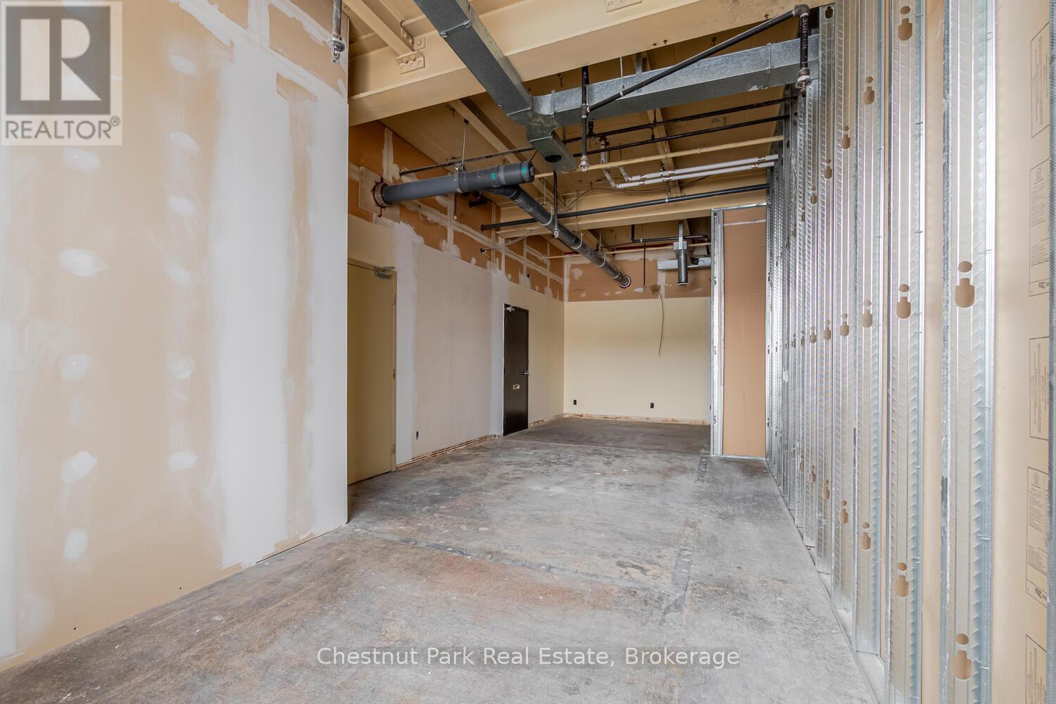 215c - 945 3rd Avenue E, Owen Sound, Ontario  N4K 2K8 - Photo 5 - X12939642