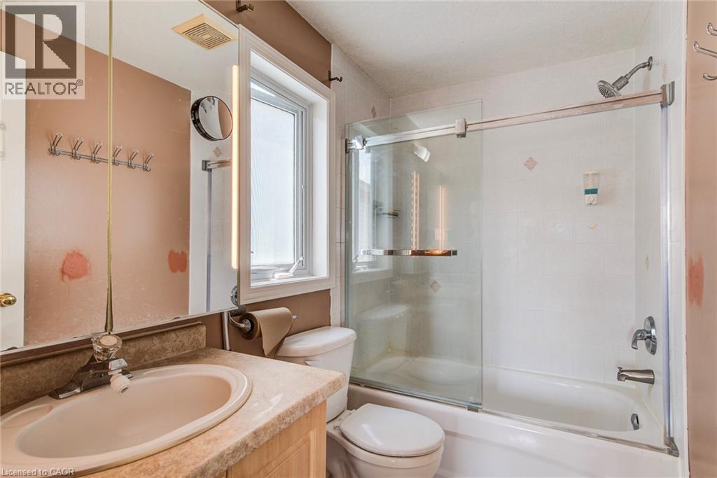 160 Hidden Creek Drive, Kitchener, Ontario  N2N 3N6 - Photo 29 - 40816156