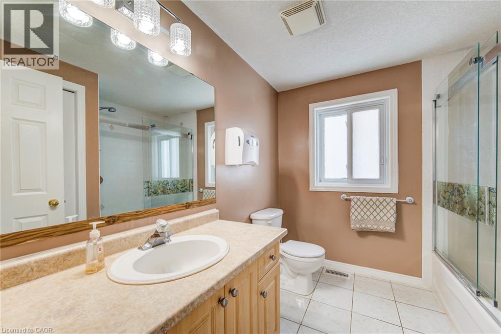 160 Hidden Creek Drive, Kitchener, Ontario  N2N 3N6 - Photo 34 - 40816156