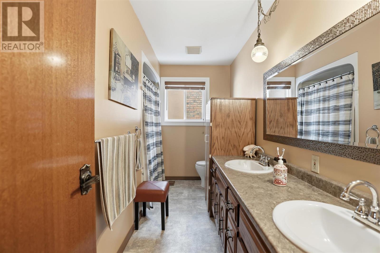 106 Johnson Ave, Sault Ste. Marie, Ontario  P6C 2V5 - Photo 13 - SM260576