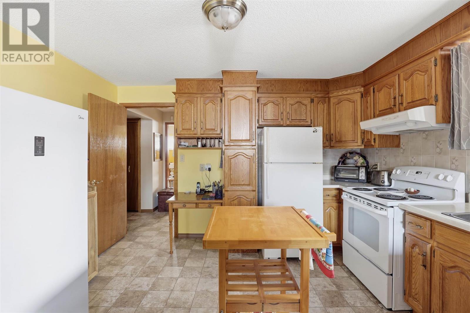 106 Johnson Ave, Sault Ste. Marie, Ontario  P6C 2V5 - Photo 30 - SM260576