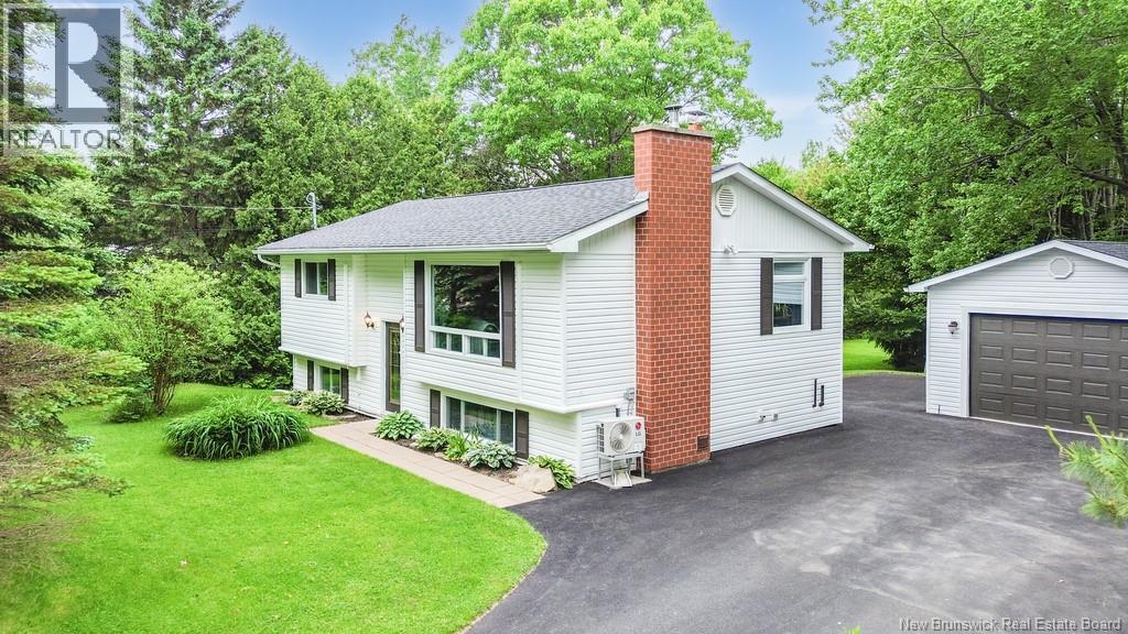 28 Christopher Drive, Burton, New Brunswick  E2V 3H7 - Photo 1 - NB136203