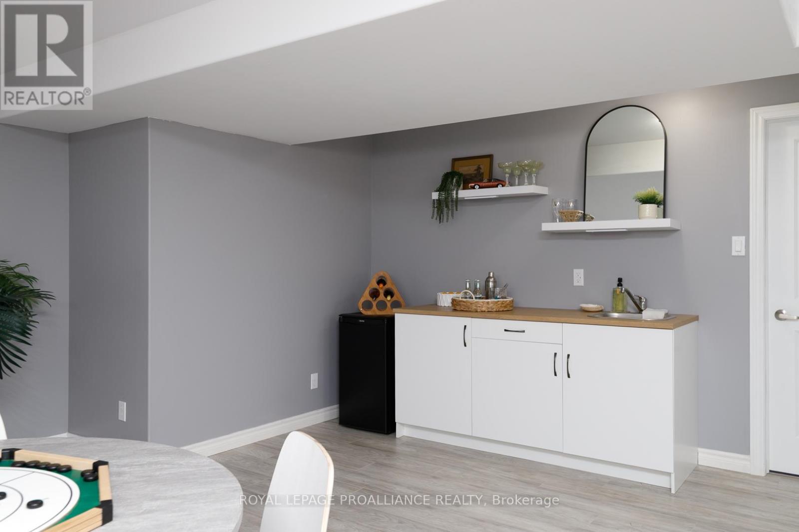 81 Sienna Avenue, Belleville, Ontario  K8P 0E9 - Photo 24 - X12939608